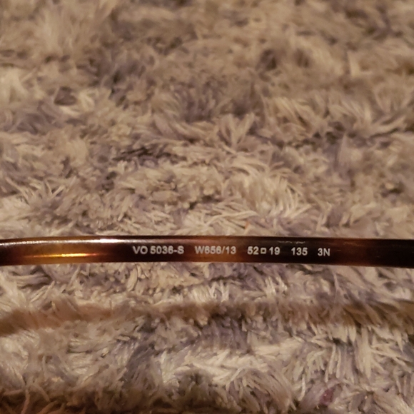 Vogue tortoise shell sunglasses - Picture 6 of 10